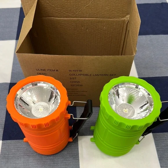 Collapsible Lantern/Flashlight Set - Picture 3 of 4